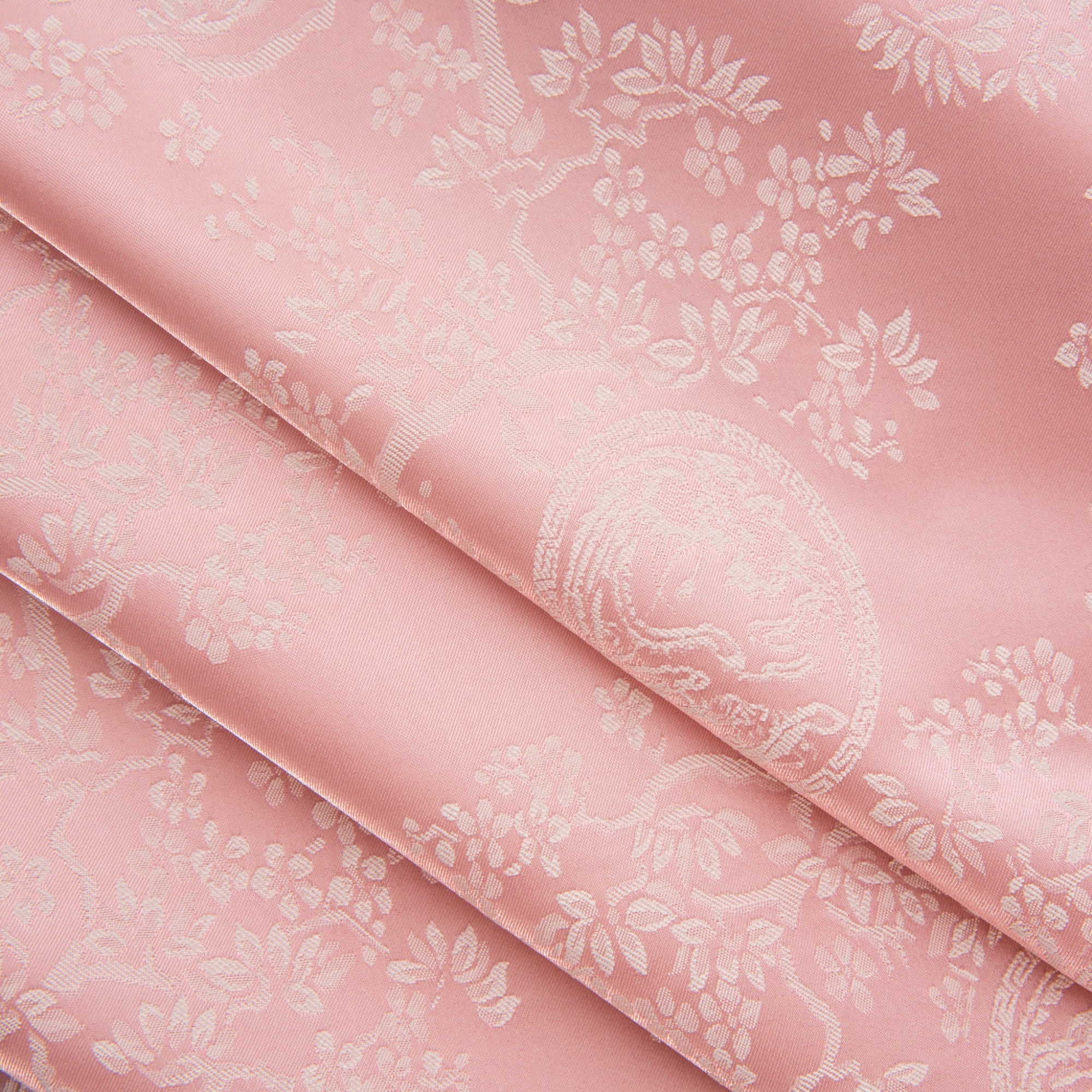 Cationic jacquard fabric